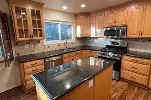 6201 Shoup, Woodland Hills, CA 91367 - Photo 11