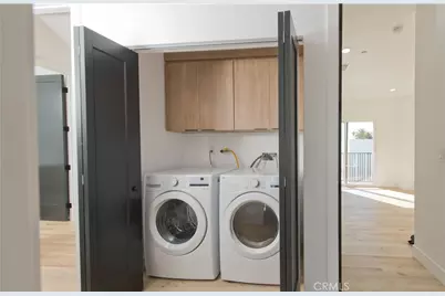 540 1/2 N Serrano, Los Angeles, CA 90004 - Photo 13