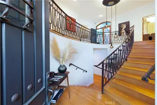 13470 Rand Dr, Sherman Oaks, CA 91423 - Photo 3