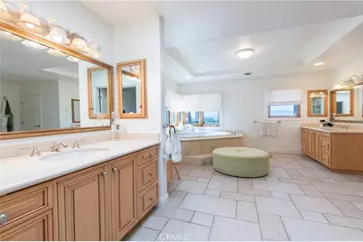 13470 Rand Drive, Sherman Oaks, CA 91423 - Photo 35