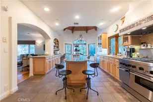 13470 Rand Dr, Sherman Oaks, CA 91423 - Photo 11