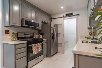 7554 Corbin #4, Reseda, CA 91335 - Photo 9