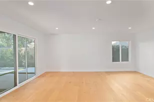 22357 Welby Way, Woodland Hills, CA 91303 - Photo 15