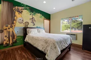 2205 N Catalina St, Los Angeles, CA 90027 - Photo 43