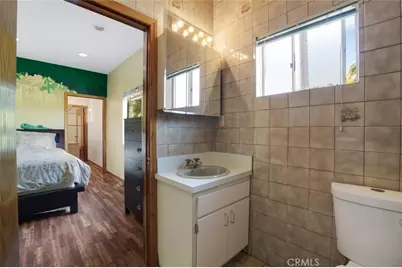 2205 N Catalina Street, Los Angeles, CA 90027 - Photo 45