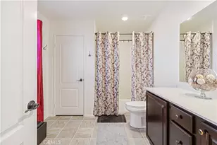 38113 Versailles, Palmdale, CA 93552 - Photo 31