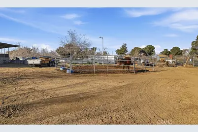 10231 E Avenue R2, Littlerock, CA 93543 - Photo 29