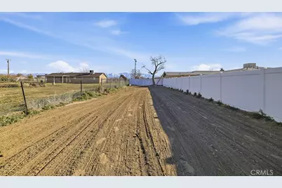 10231 E Avenue R2, Littlerock, CA 93543 - Photo 31