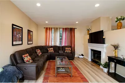 6755 Cowboy Street, Simi Valley, CA 93063 - Photo 5