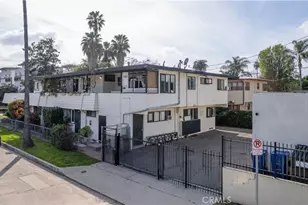 11001 Hortense St, West Toluca Lake, CA 91602 - Photo 11