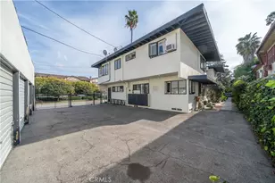 11001 Hortense St, West Toluca Lake, CA 91602 - Photo 9