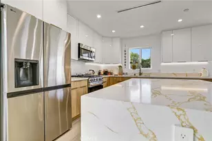 7445 Oakdale Ave, Winnetka, CA 91306 - Photo 9