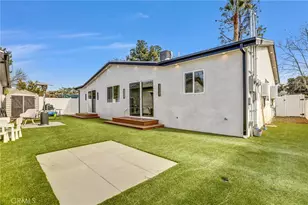 7445 Oakdale Ave, Winnetka, CA 91306 - Photo 25
