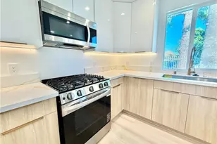 7445 Oakdale Ave, Winnetka, CA 91306 - Photo 53