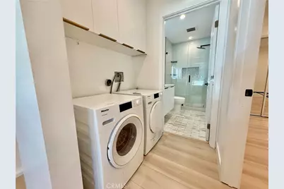 7445 Oakdale Avenue, Winnetka, CA 91306 - Photo 57
