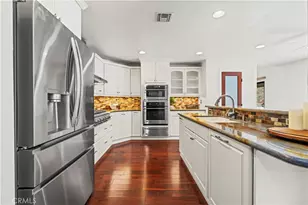 28732 Greenwood Pl, Castaic, CA 91384 - Photo 11