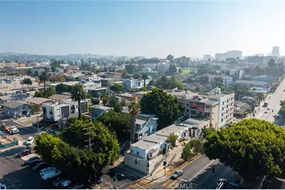 272 S Burlington Avenue, Los Angeles, CA 90057 - Photo 9