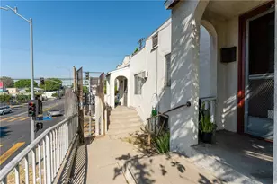 272 S Burlington Ave, Los Angeles, CA 90057 - Photo 13