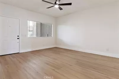 104 Maegan #6, Thousand Oaks, CA 91362 - Photo 9