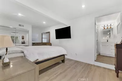 22736 Schoolcraft, West Hills, CA 91307 - Photo 17