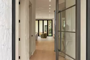 5525 Carpenter Ave, Valley Village, CA 91607 - Photo 9