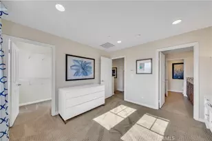 14102 W Chapparel Ln, Van Nuys, CA 91405 - Photo 15