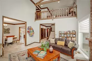 22232 Alizondo, Woodland Hills, CA 91364 - Photo 13