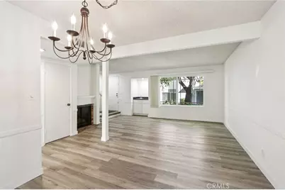 17800 Devonshire Street #6, Northridge, CA 91325 - Photo 5