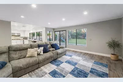20421 Hemmingway, Winnetka, CA 91306 - Photo 11