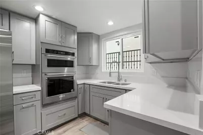 227 E Burbank #C, Burbank, CA 91502 - Photo 3
