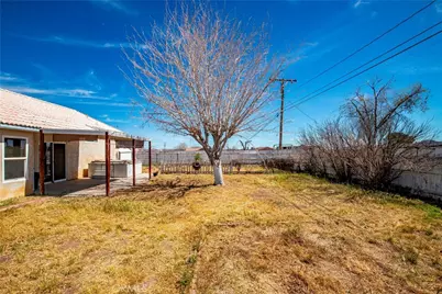 9020 Redwood, California City, CA 93505 - Photo 19