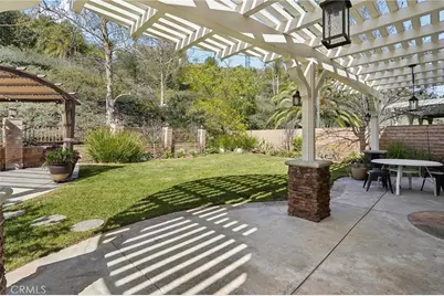 28643 Silverking, Saugus, CA 91390 - Photo 43