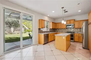 28643 Silverking, Saugus, CA 91390 - Photo 13