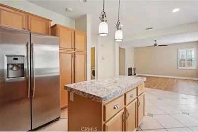 28643 Silverking, Saugus, CA 91390 - Photo 17