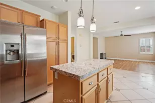 28643 Silverking, Saugus, CA 91390 - Photo 17