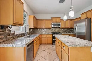 28643 Silverking, Saugus, CA 91390 - Photo 15