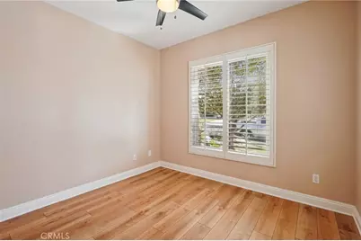 28643 Silverking, Saugus, CA 91390 - Photo 35