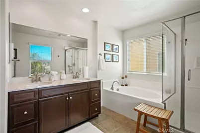 19833 Christopher Lane, Saugus, CA 91350 - Photo 27