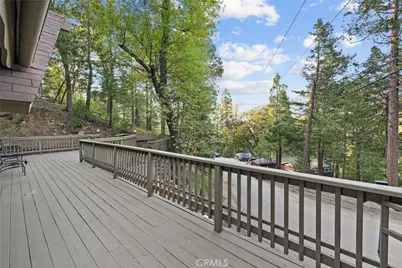 990 Nesthorn, Crestline, CA 92325 - Photo 3