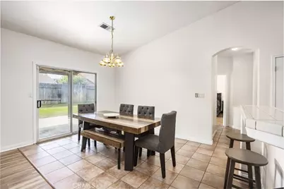 9801 Marby Grange, Bakersfield, CA 93312 - Photo 11