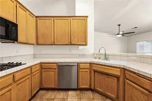 9801 Marby Grange, Bakersfield, CA 93312 - Photo 15