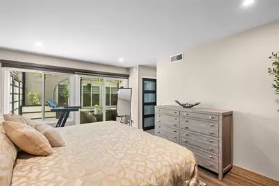 5640 Etiwanda Avenue #1, Tarzana, CA 91356 - Photo 25