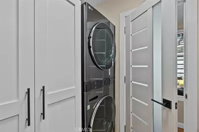 5640 Etiwanda Avenue #1, Tarzana, CA 91356 - Photo 19