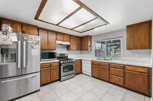 40140 Ridgemist St, Lake Los Angeles, CA 93591 - Photo 19