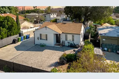 15944 Valerio Street, Van Nuys, CA 91406 - Photo 9