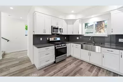 15944 Valerio Street, Van Nuys, CA 91406 - Photo 23