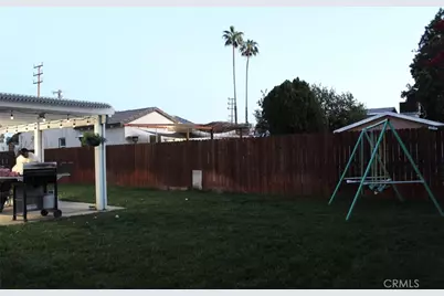 7535 Vanalden, Reseda, CA 91335 - Photo 29