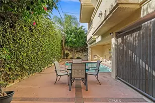 10824 Bloomfield, North Hollywood, CA 91602 - Photo 31