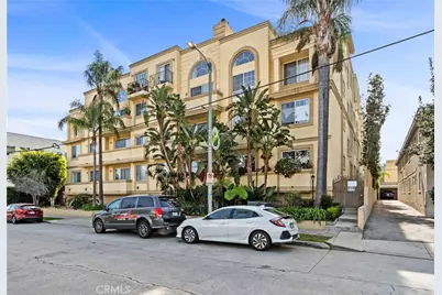10824 Bloomfield #108, Toluca Lake, CA 91602 - Photo 3