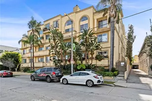 10824 Bloomfield, Toluca Lake, CA 91602 - Photo 3